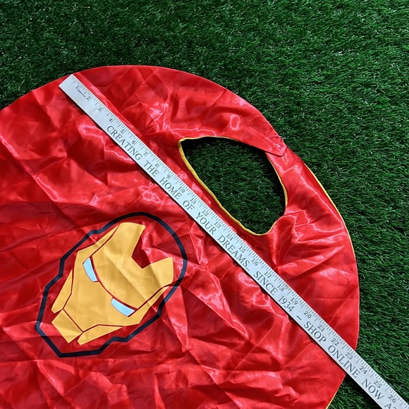 Super Hero Cape - Picture 4 of 5